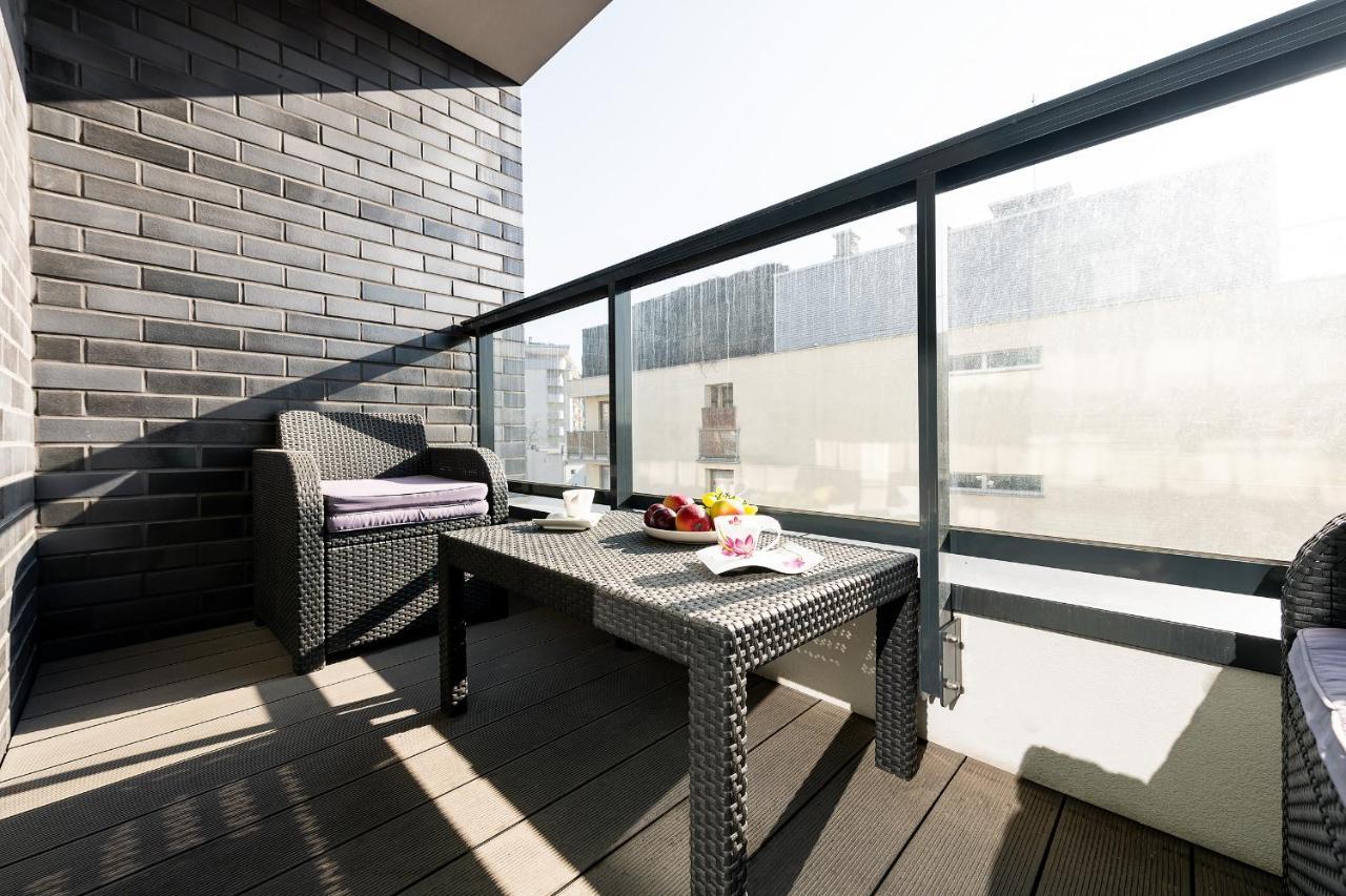 P&O Apartments Aleja Krakowska Warsaw Ngoại thất bức ảnh