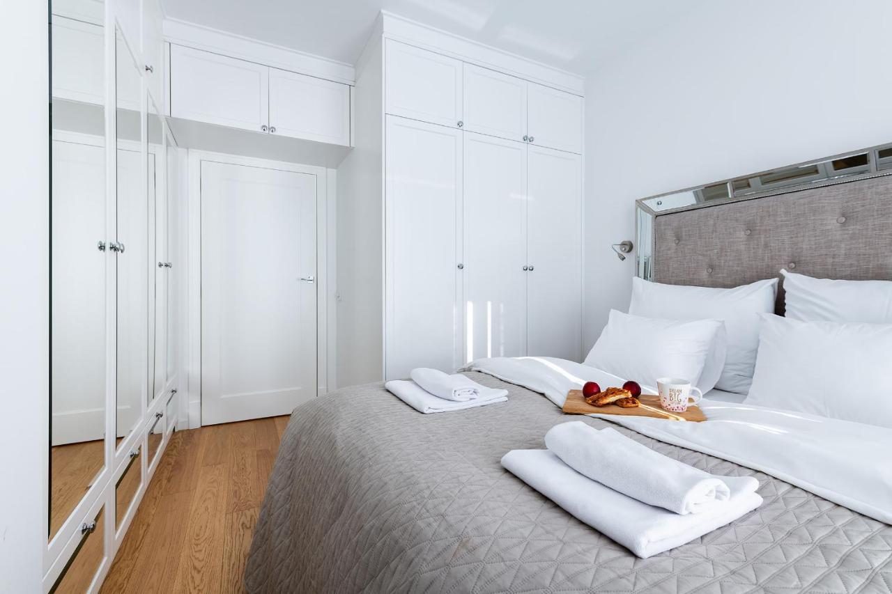 P&O Apartments Aleja Krakowska Warsaw Ngoại thất bức ảnh