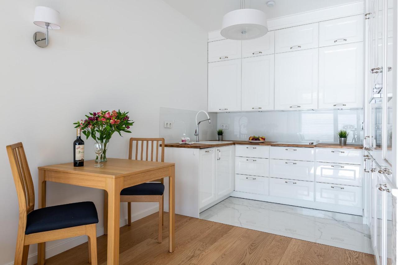 P&O Apartments Aleja Krakowska Warsaw Ngoại thất bức ảnh