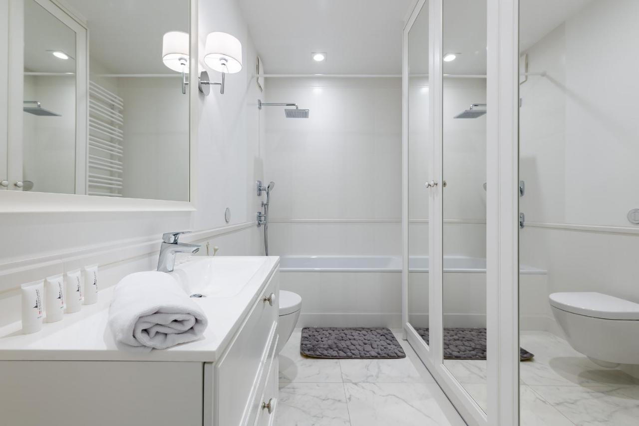 P&O Apartments Aleja Krakowska Warsaw Ngoại thất bức ảnh